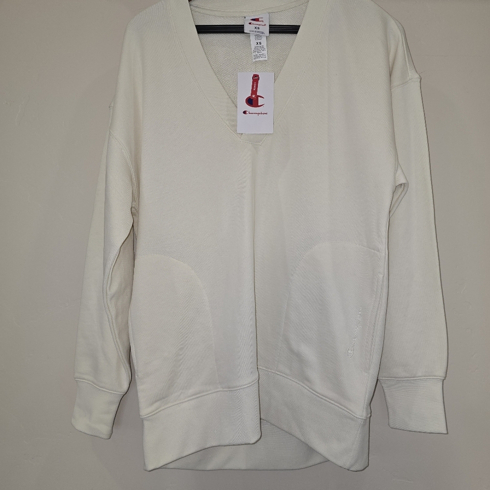 NWT Champion Cream Knit V-Neck Oversized Long Sleeve Pullover Sweater Womens XS